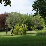 De Charme 80 M², Piscine, Proche D'uzes.