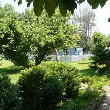 Сasa de vacaciones De Charme 80 M², Piscine, Proche D'uzes.