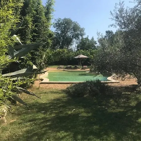 De Charme 80 M², Piscine, Proche D'uzes. Holiday home