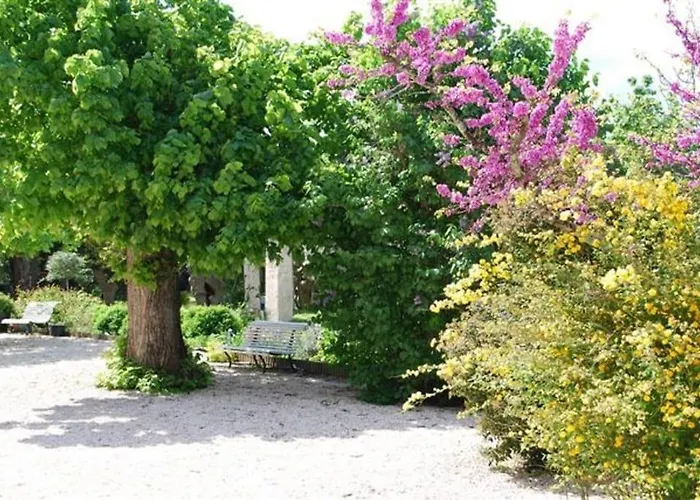 De Charme 80 M², Piscine, Proche D'uzes. * Vezenobres