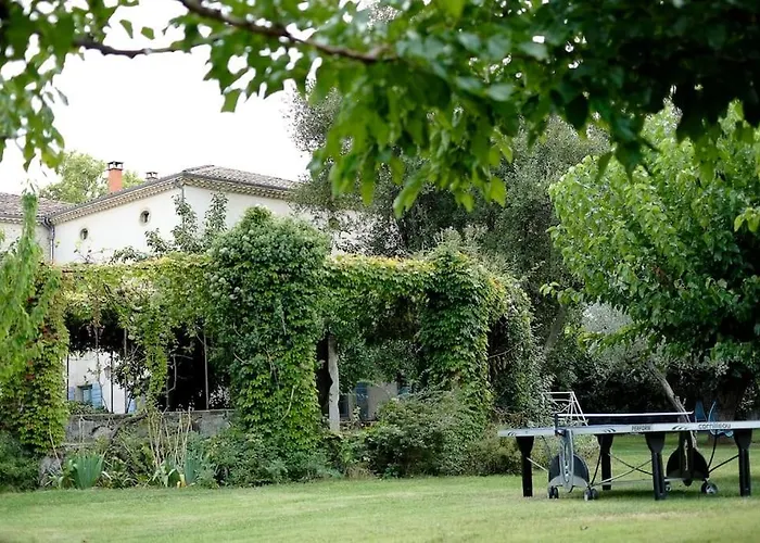De Charme 80 M², Piscine, Proche D'uzes.
